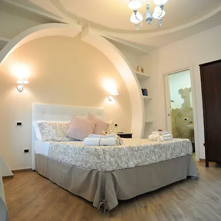 Parthenope Bed & Breakfast 2*