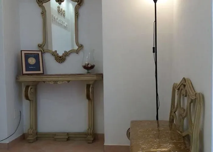 לינה וארוחת בוקר Parthenope